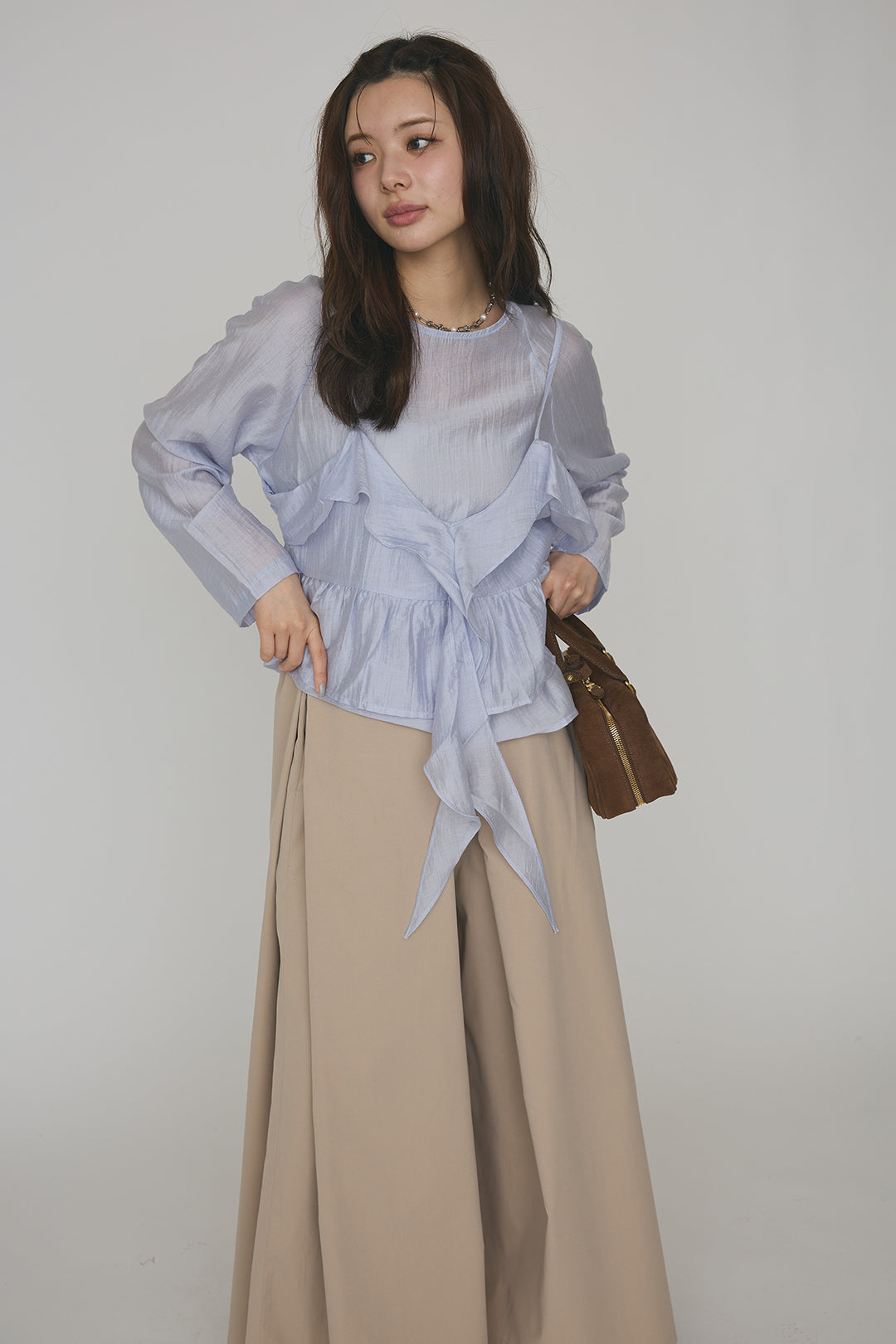 [予約/SET]ドレープフリルシアーレーヤードトップス+フロントサイドタックワイドパンツ(2set)