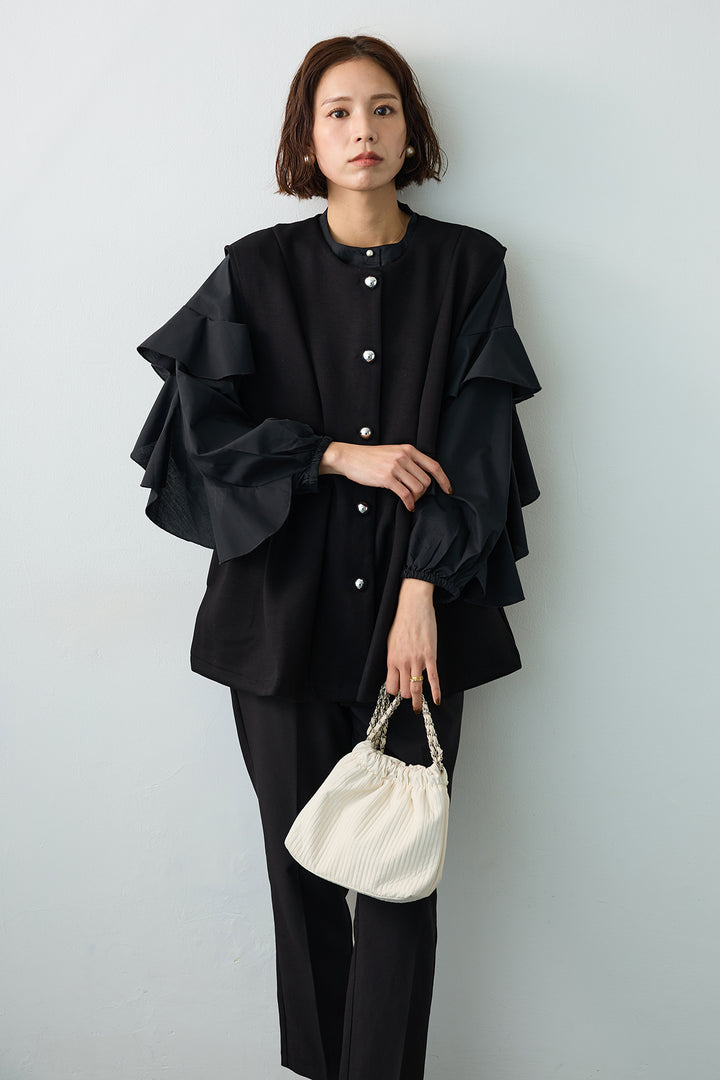 [予約/SET]ティアードフリルスリーブパールボタンブラウス+ペプラムラインシルバーボタンジレ+タックテーパードパンツ(3set)