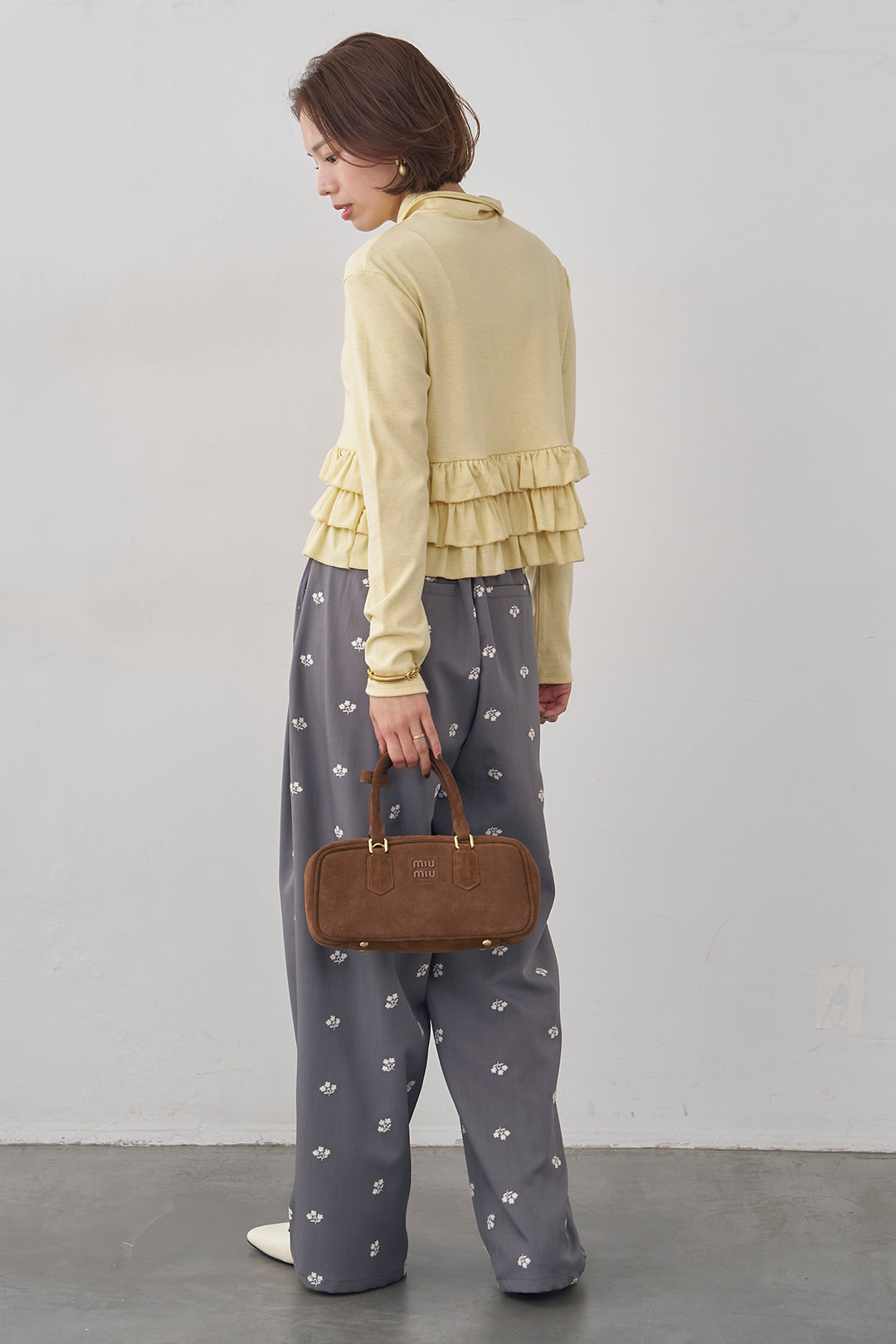 [予約/SET]フリルヘムポロカラープルオーバー+フラワー刺繍ツイルストレートパンツ(2set)