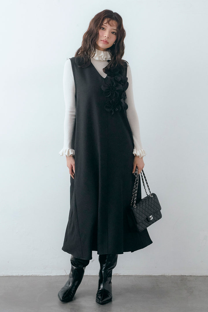 [予約/SET]ダブルフリルカラーニットプルオーバー+アシメフラワーモチーフVネックワンピース(2set)