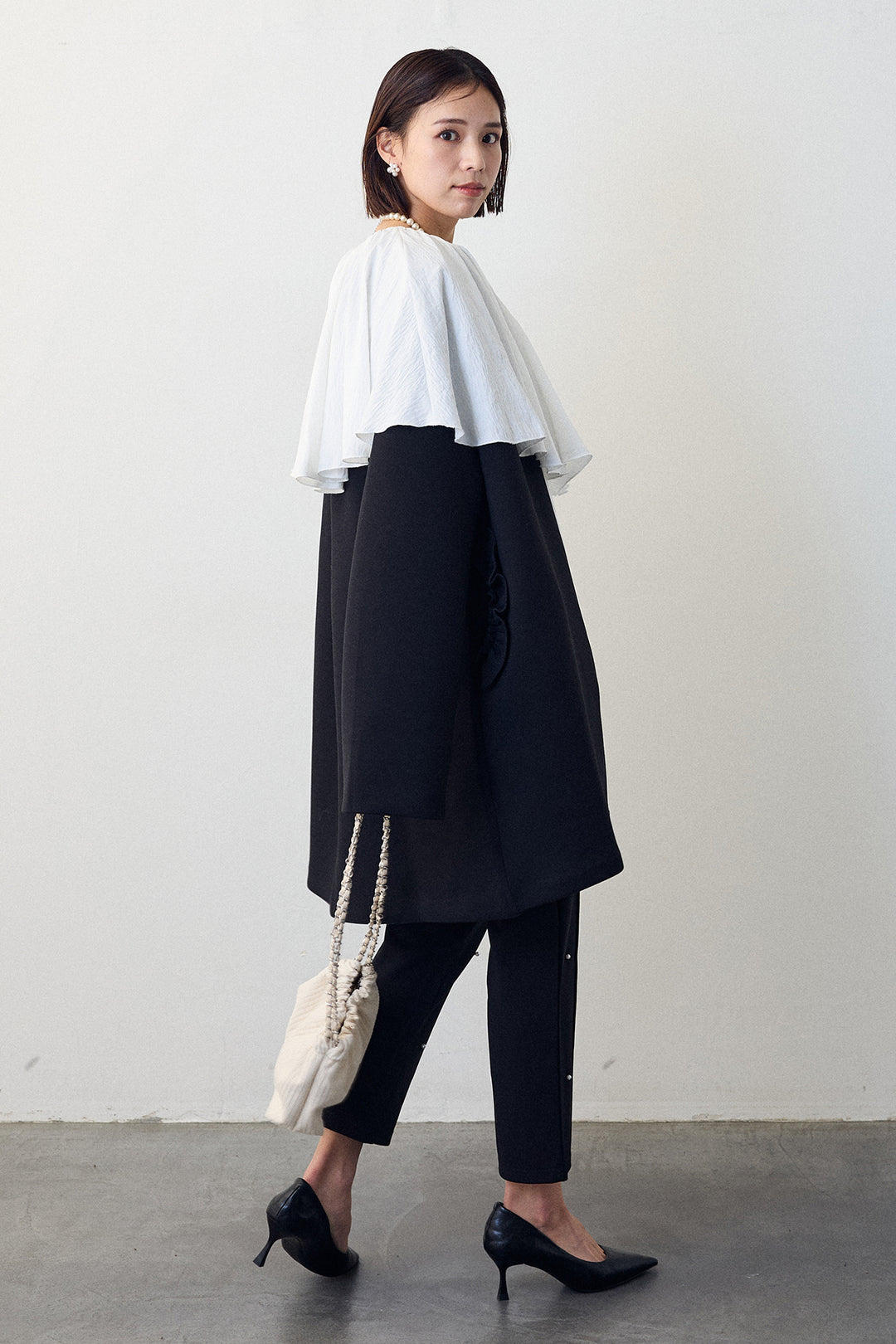 [予約/SET]BIGフリルカラーブラウス+フリルポケットボンディングノーカラーコート(2set)