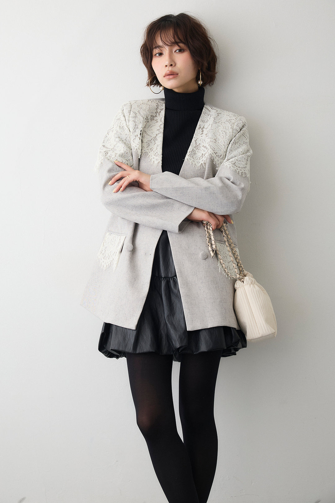 [予約/SET]ベーシックリブタートルニット+ショルダーレースデザインジャケット+フェイクレザーティアードバルーンミニスカート(3set)