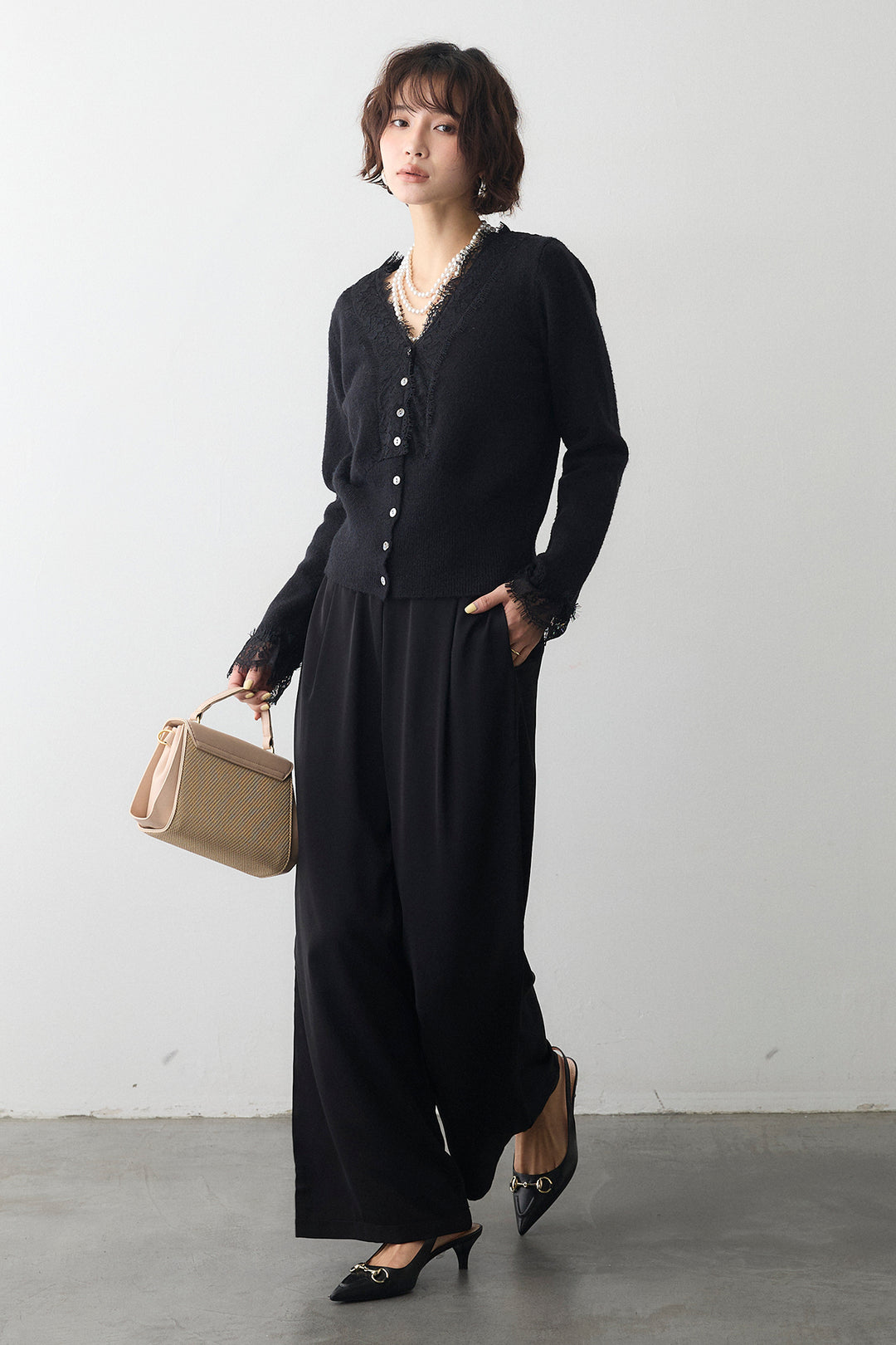[予約/SET]レースVラインボタンニット+とろみドロストワイドパンツ(2set)