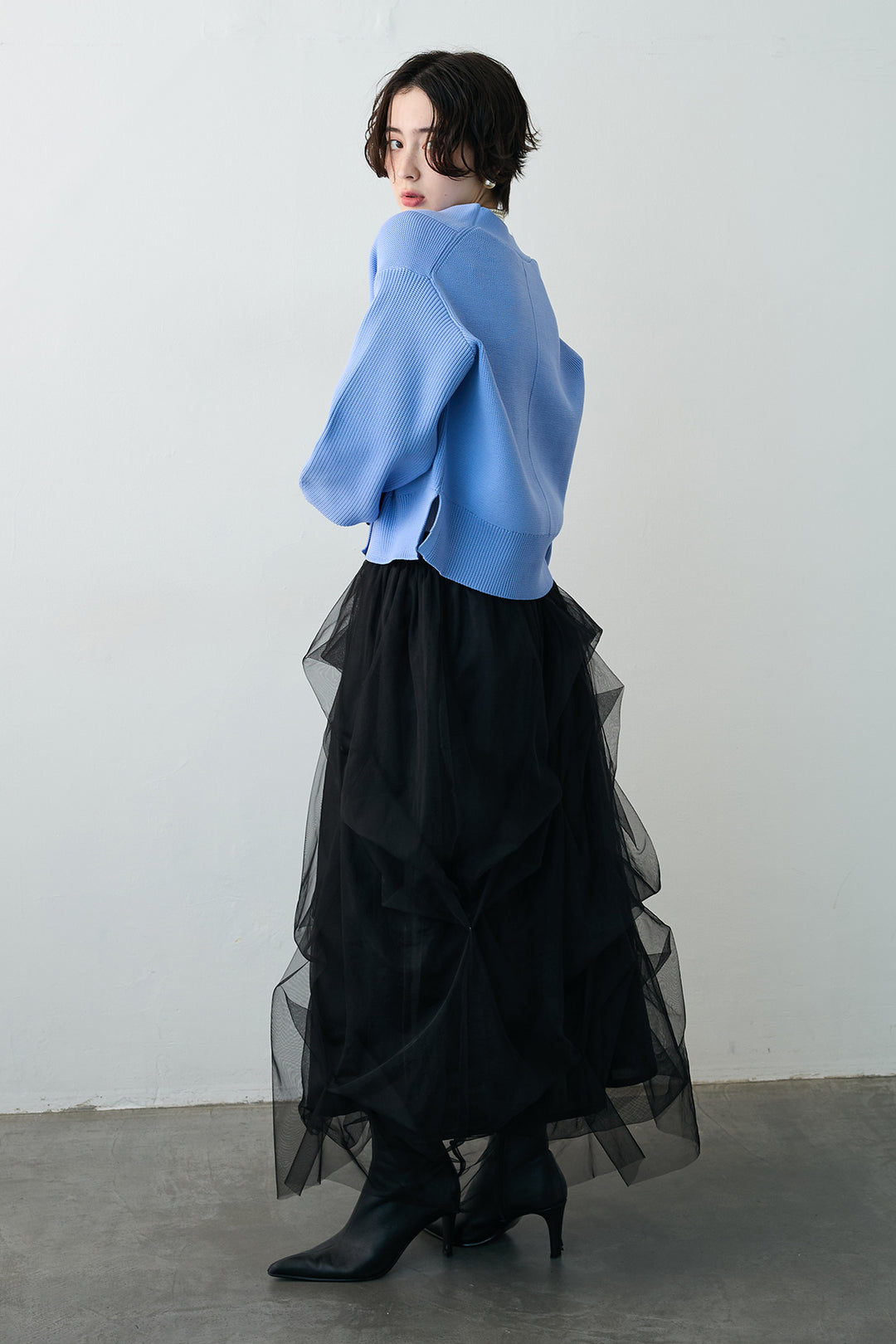 [予約/SET]スポンディッシュBIGボタンクロップドカーデ+マルチパターンタックチュールスカート(2set)