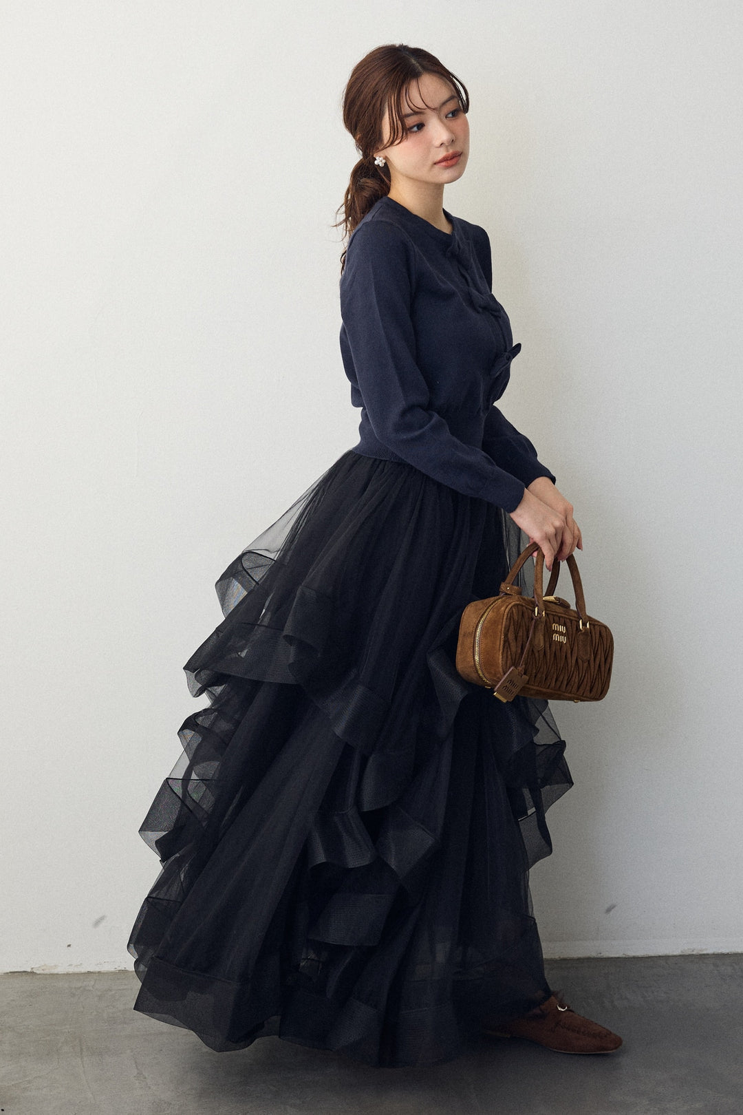 [予約/SET]フロントリボンモチーフカーデ+ランダムフリルティアードボリュームスカート(2set)