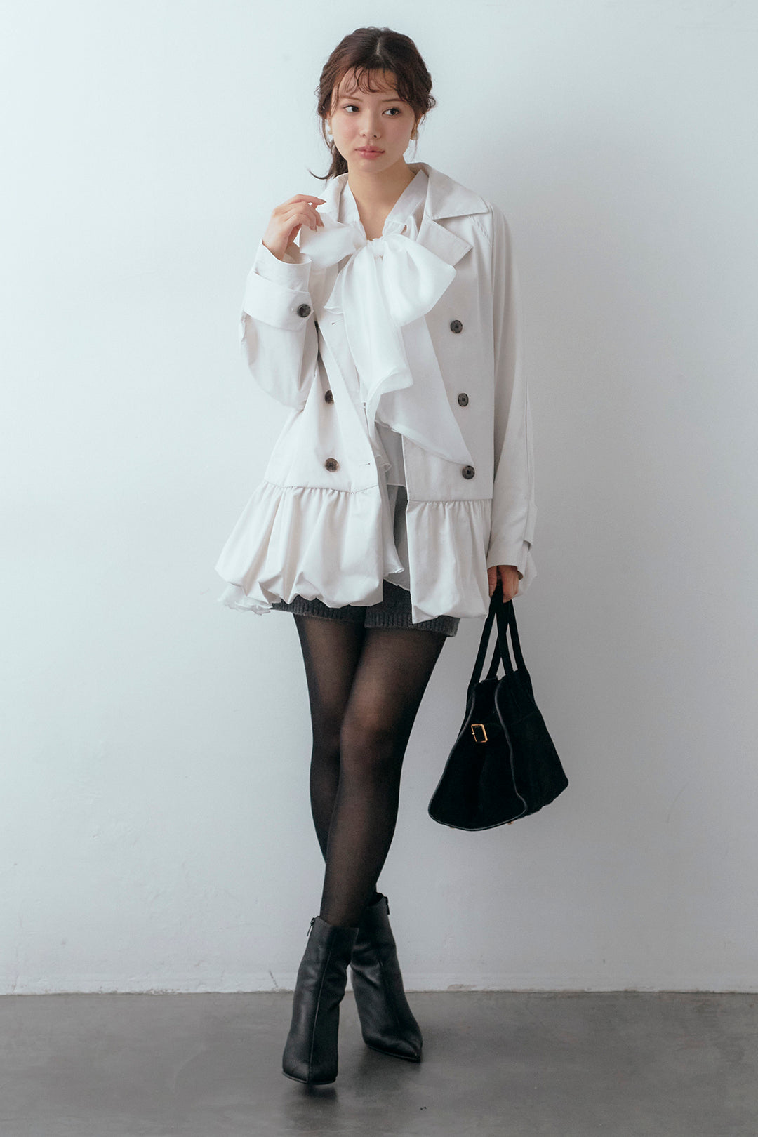 [予約/SET]フロントBIGリボンティアードエアリーチュニック+バルーンヘムミディ丈トレンチコート+メランジニットショートパンツ(3set)