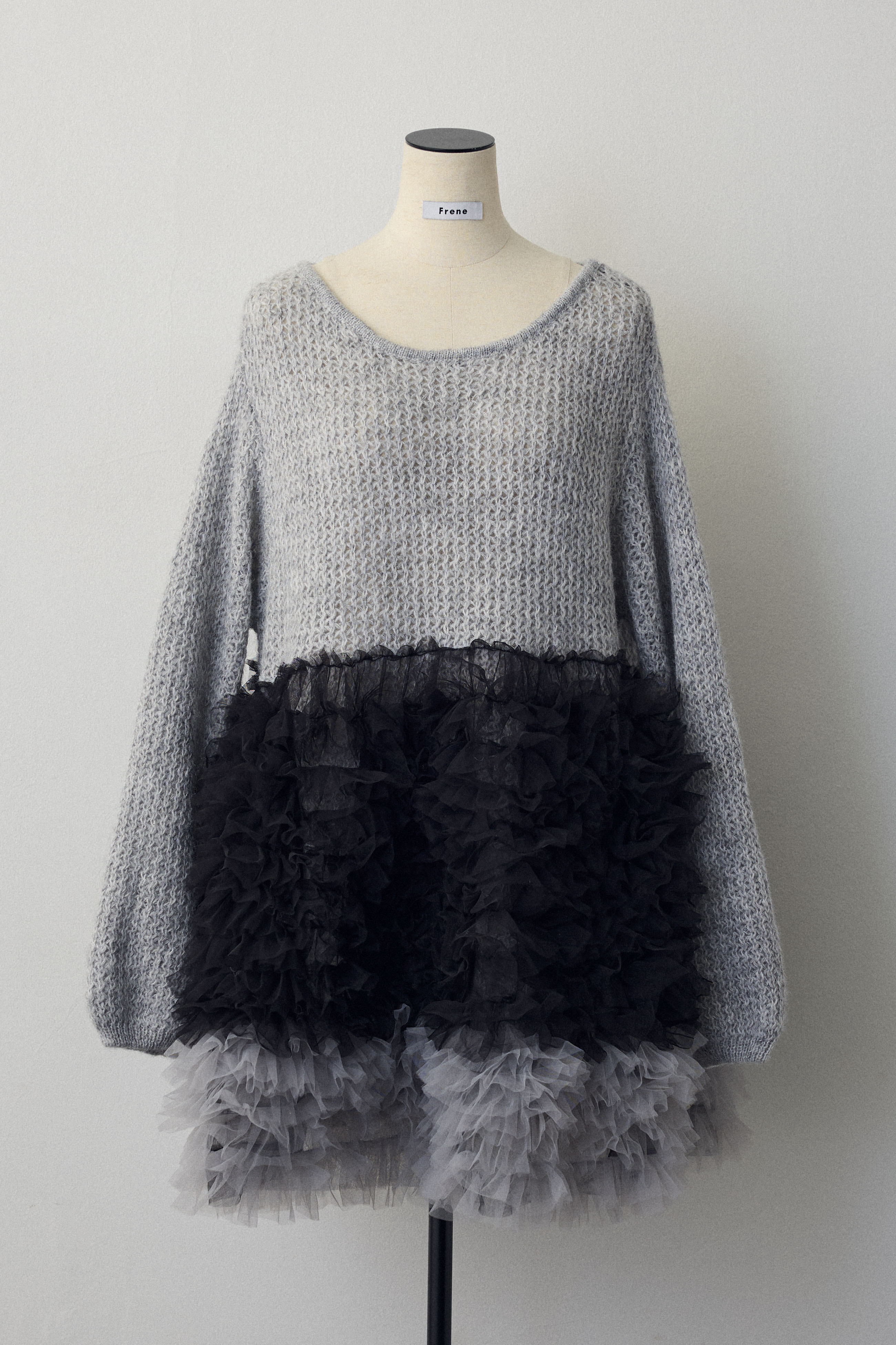 予約]ホイップチュールドッキングニットワンピ – Frene