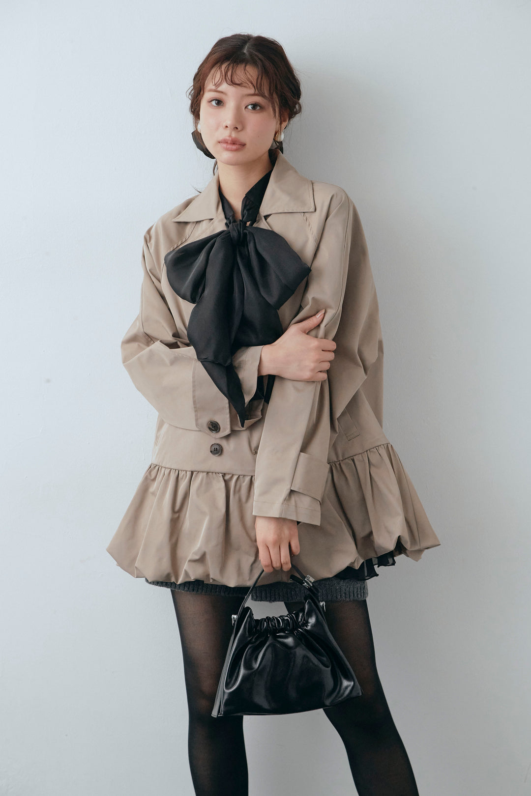 [予約/SET]フロントBIGリボンティアードエアリーチュニック+バルーンヘムミディ丈トレンチコート(2set)