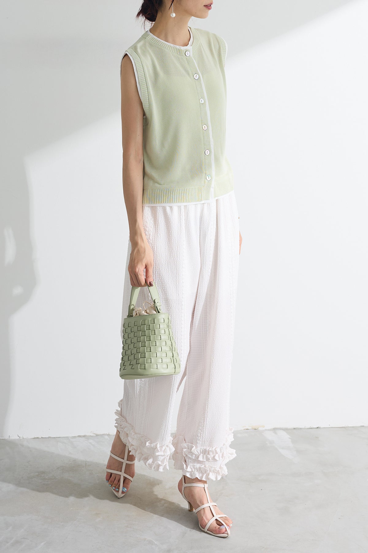 予約/SET]バイカラードッキングベスト+フリルヘムマルチストライプ