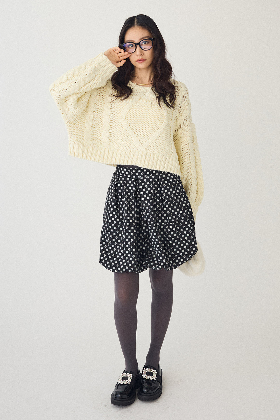 [予約/SET]ローピングケーブルショートニット+ミニフラワーバルーンショートパンツ(2set)