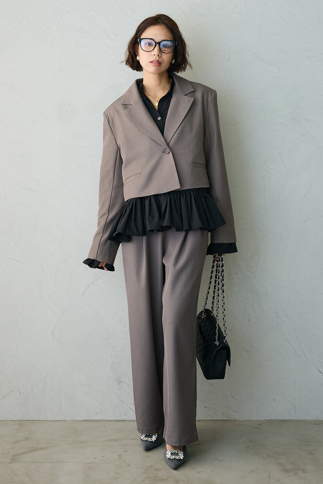 [予約/SET]フリルヘムスリーブブラウス+クロップドマニッシュシンプルジャケット+ツイルシンプルストレートパンツ(3set)