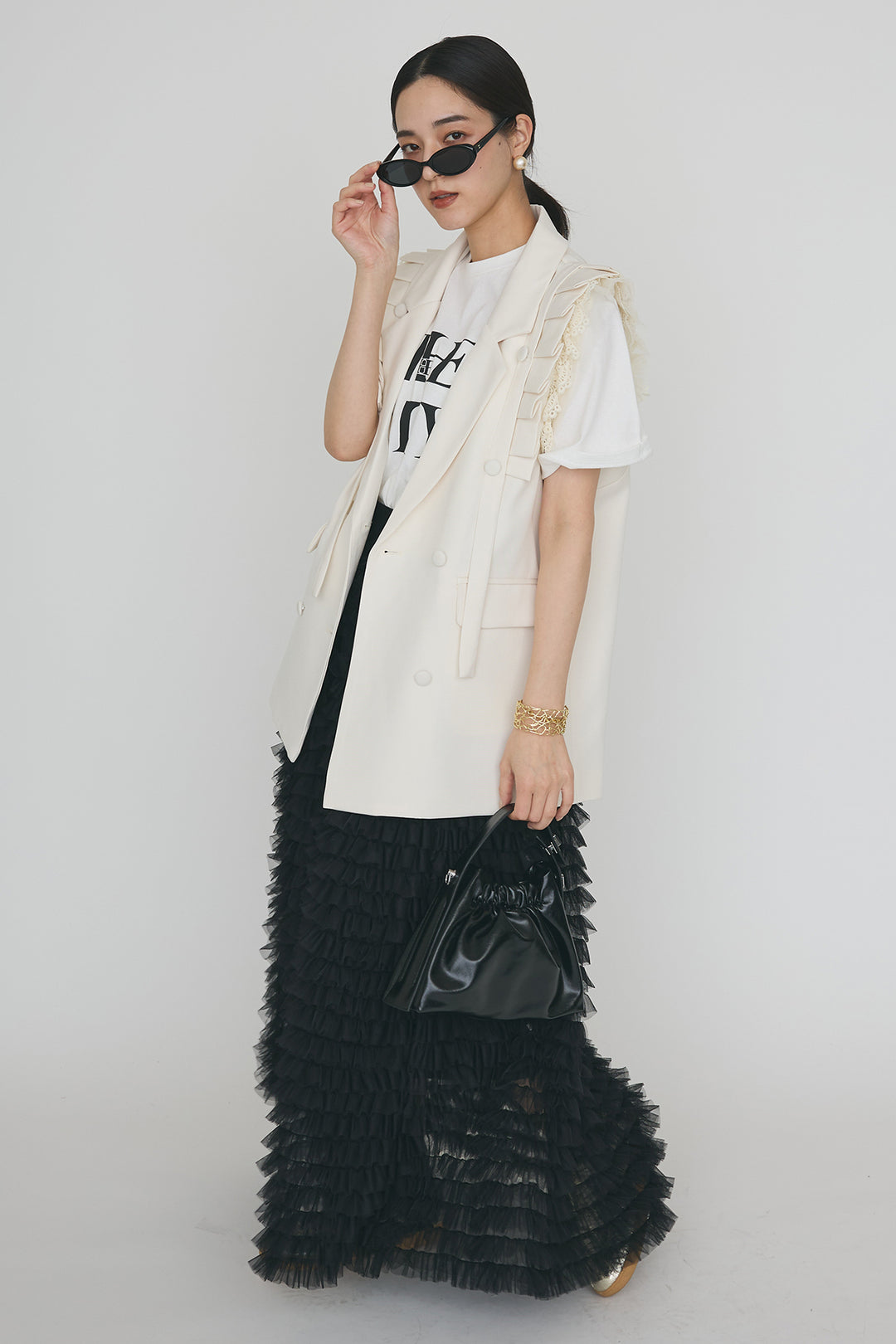 [予約/SET]フリルショルダーテーラーマニッシュベスト+ホイップチュールティアードスカート(2set)