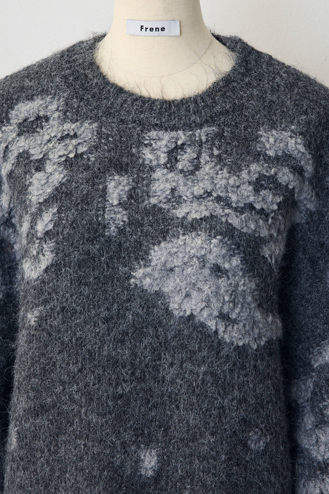 [予約]モチーフジャガードレイヤードニットワンピ