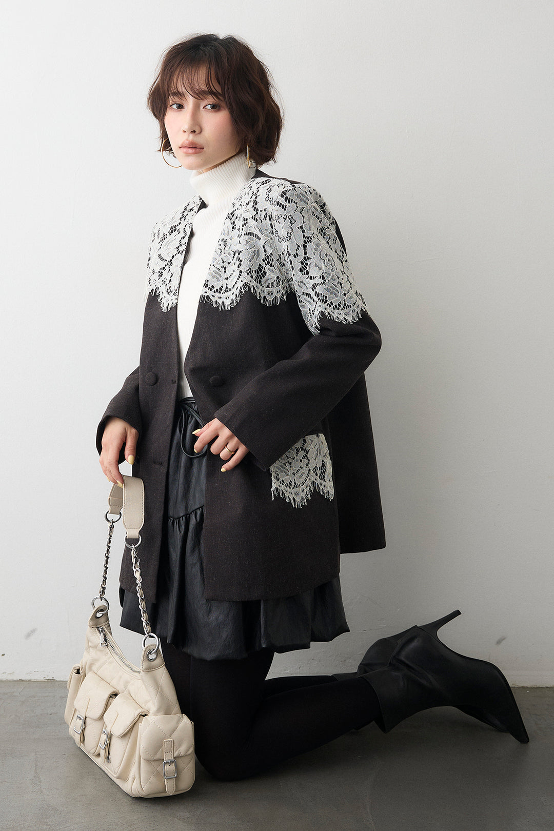 [予約/SET]ショルダーレースデザインジャケット+フェイクレザーティアードバルーンミニスカート(2set)