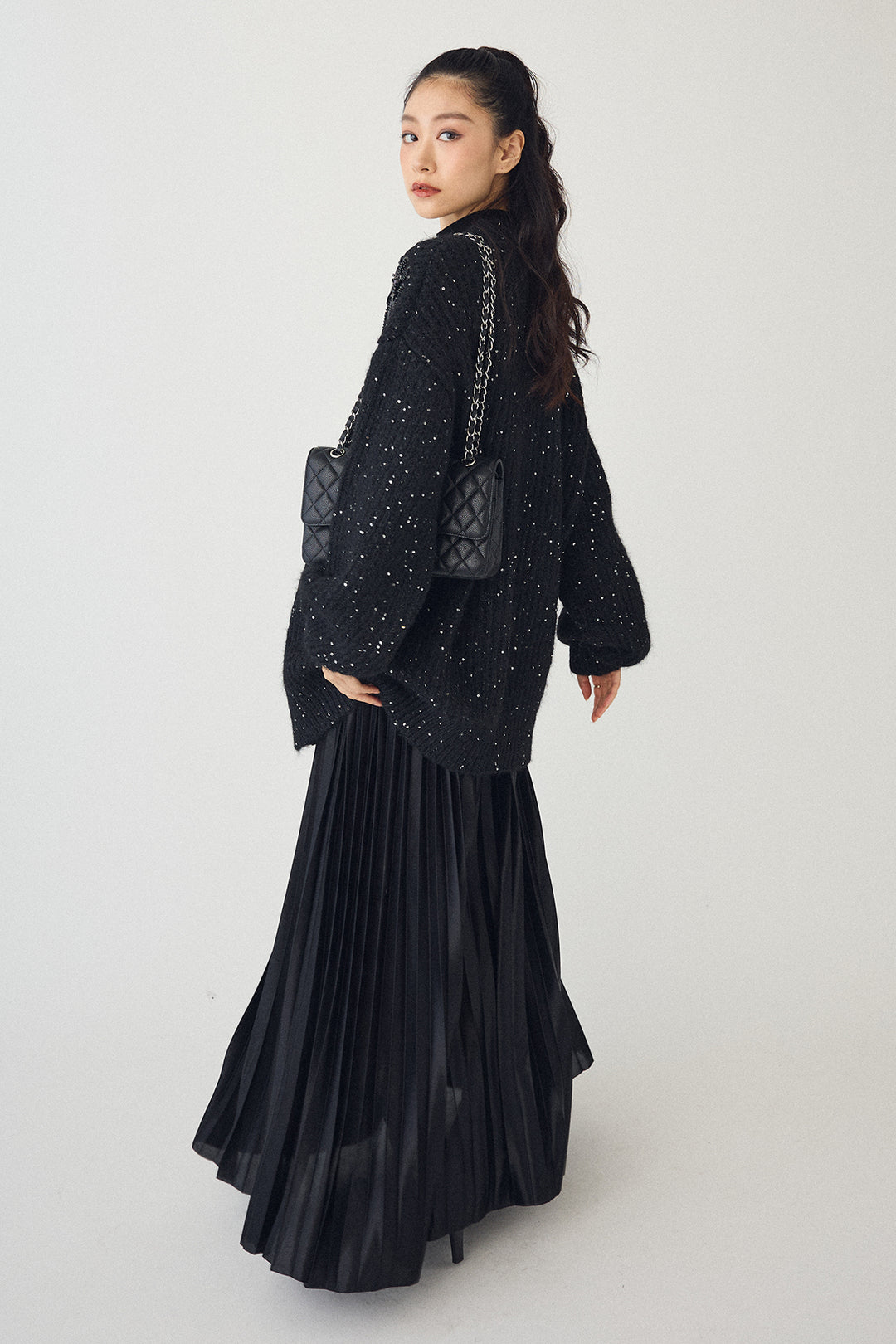 [予約/SET]ビーズフラワースパンコールシャイニーニットカーデ+シャイニープリーツサテンスカート(2set)