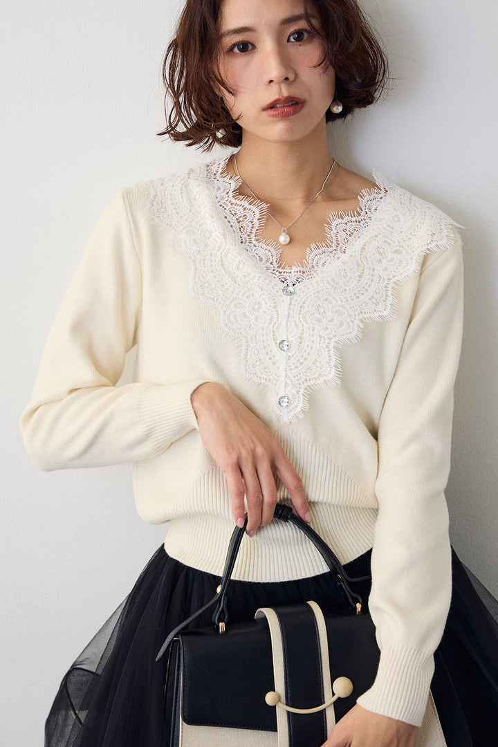 [予約]Vレースデザインニットプルオーバー