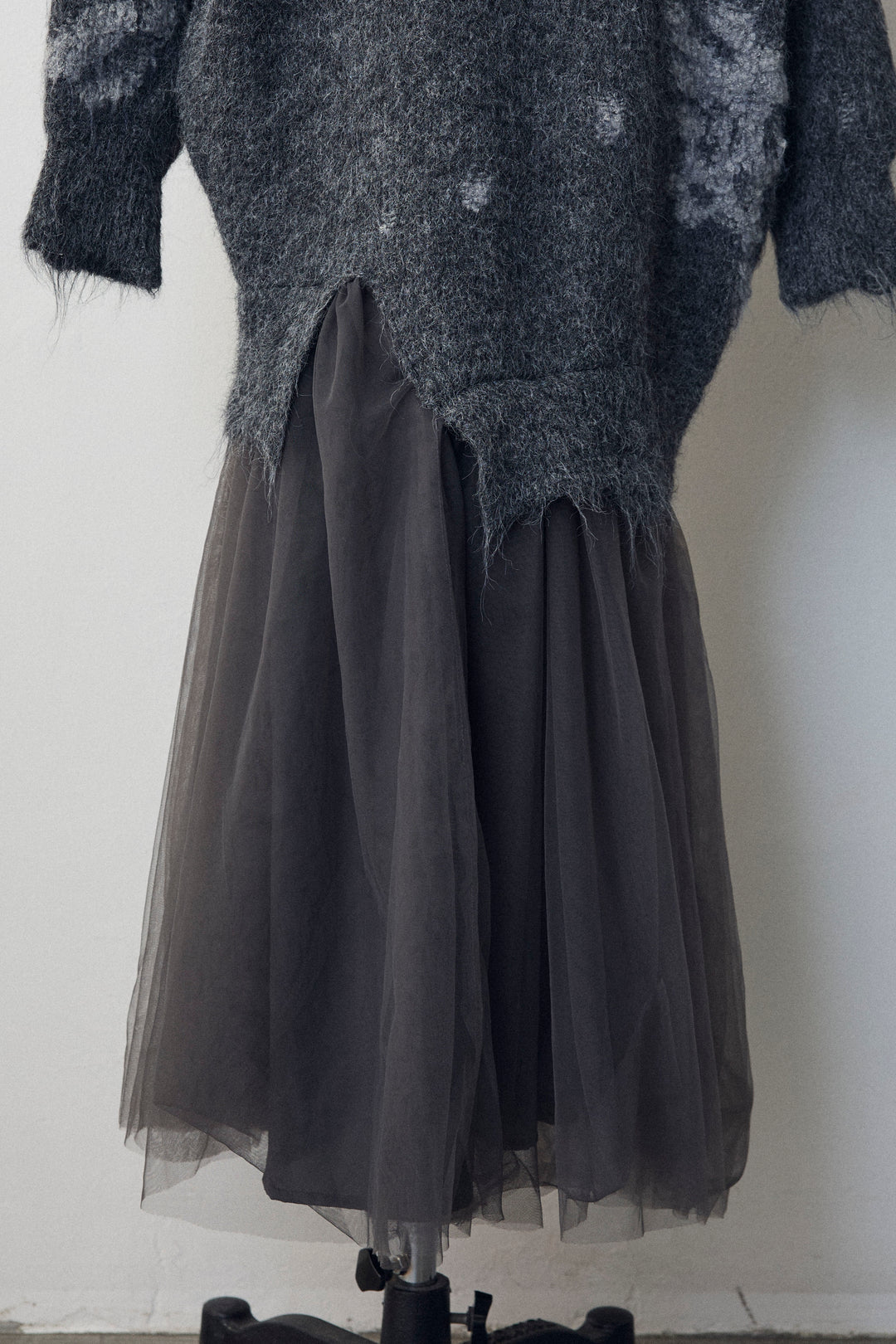 [予約]モチーフジャガードレイヤードニットワンピ