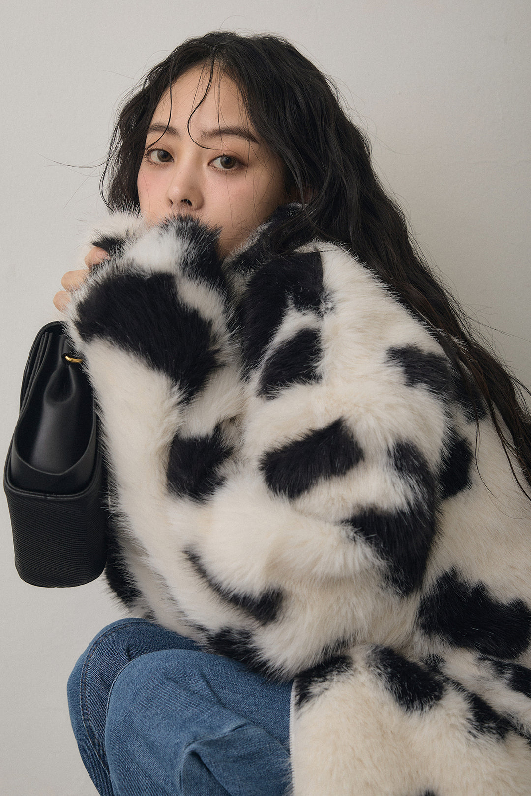 [予約]COW柄スタンドファーライクコート