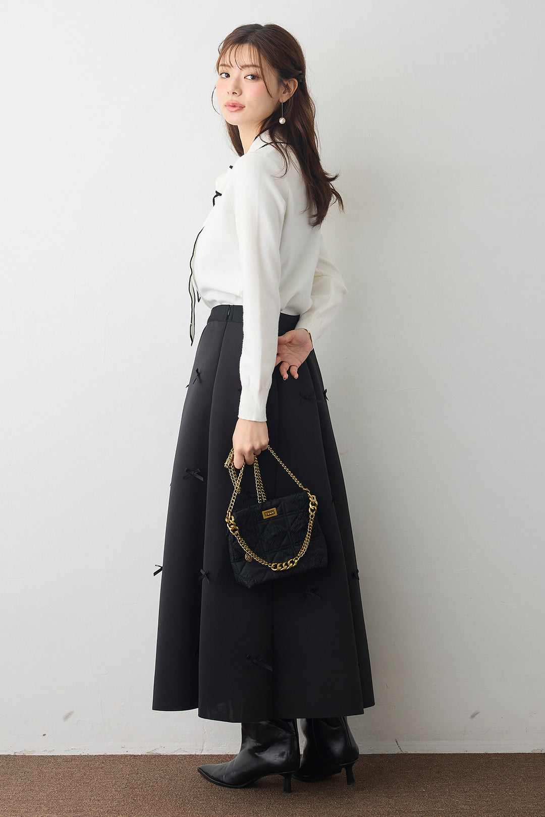 [予約/SET]配色ボウタイリボンニット+マルチパターンボンディングフレアスカート(2set)