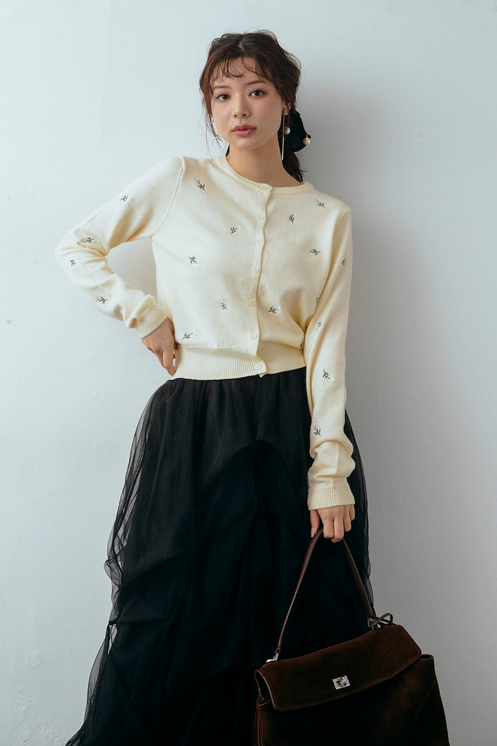 [予約/SET]ニュアンスフラワー刺繍クロップドニットカーデ+マルチパターンタックチュールスカート(2set)