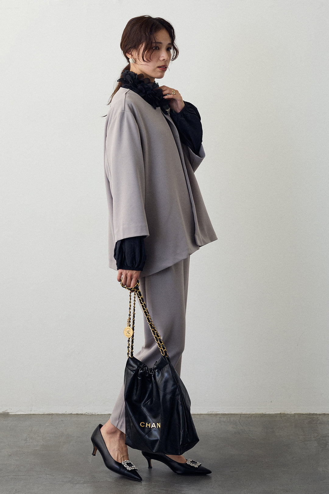 [予約/SET]フラワーフリルネックブラウス+ノーカラージョーゼットセットアップ(2set)