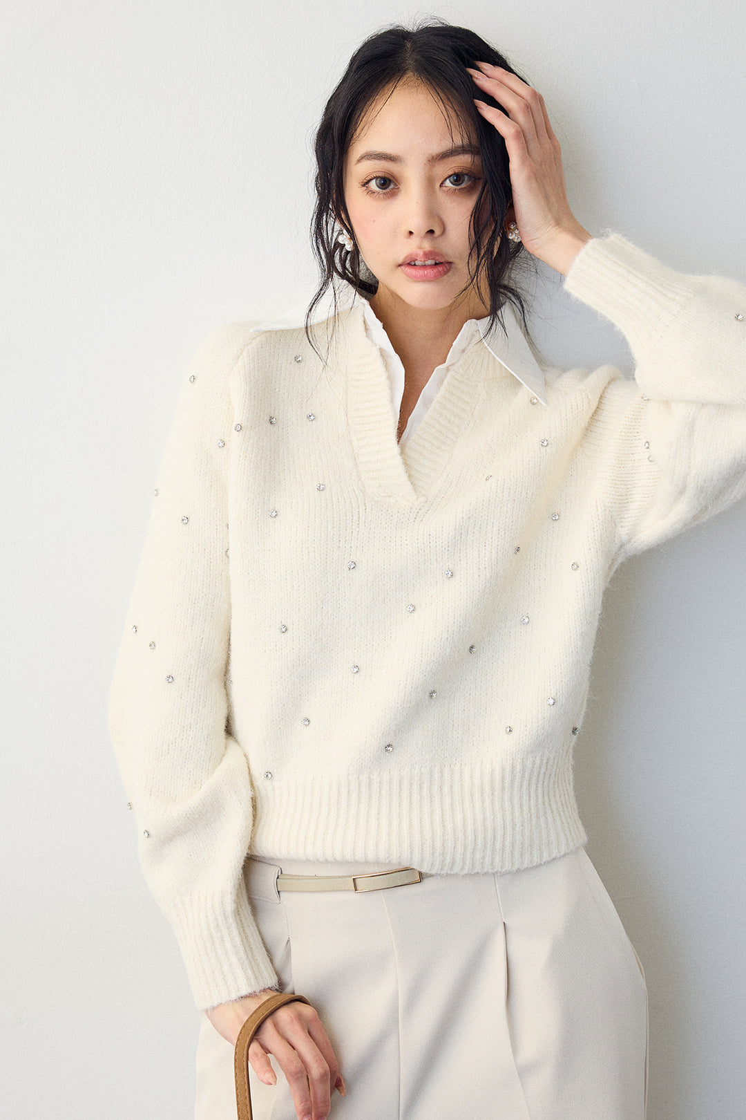 [予約]シャツ襟ラインストーンニットPO