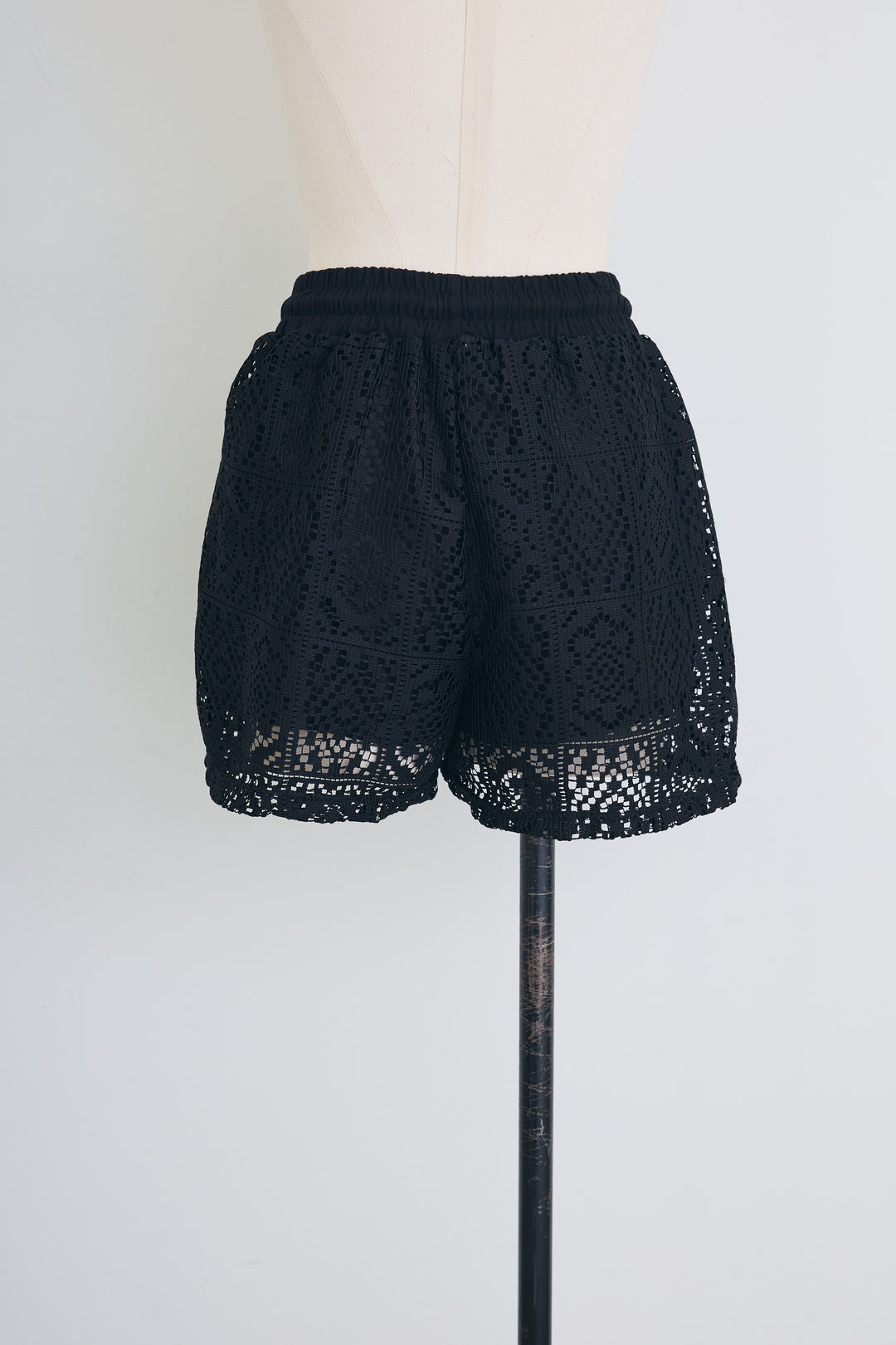 [予約]オールレースプルオーバー＆ショートパンツセットアップ