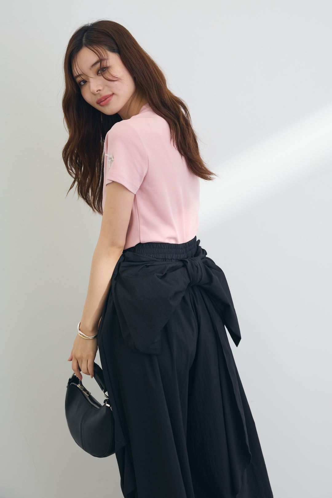 [予約/SET]ビジューモチーフデザインTシャツ+マルチウェイリボンカーゴデザインパンツ(2set)