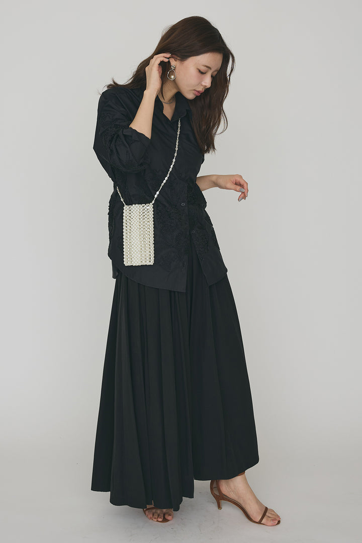 [予約/SET]フラワー刺繍モチーフオーバーシャツ+ギャザーフレア綿タッチスカート(2set)