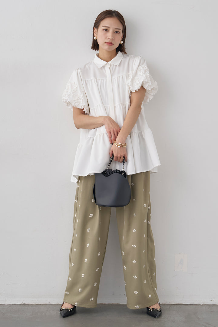 [予約/SET]フリルウェーブスリーブティアードブラウス+フラワー刺繍ツイルストレートパンツ(2set)