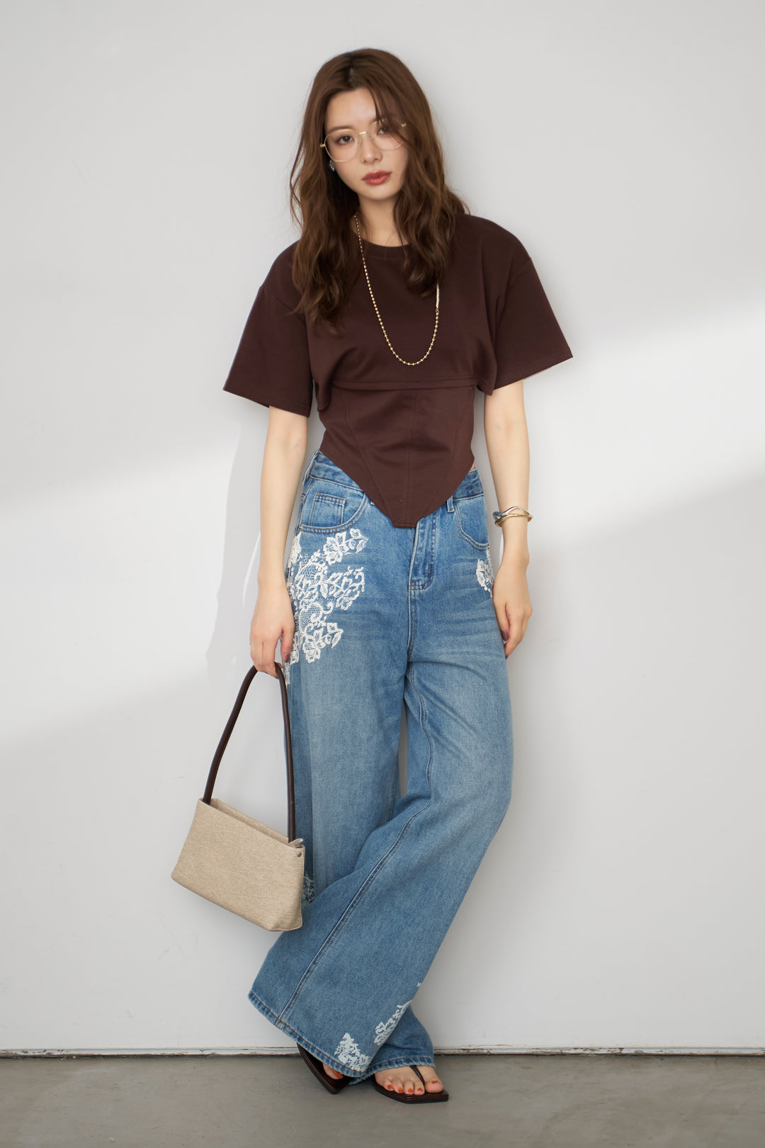 [予約/SET]バックレースアップTシャツ+レースプリントデザインデニムパンツ(2set)