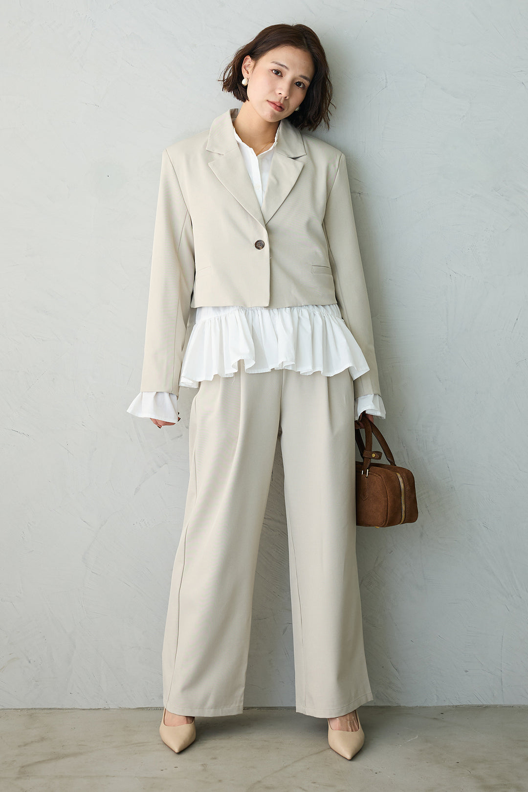 [予約/SET]フリルヘムスリーブブラウス+クロップドマニッシュシンプルジャケット+ツイルシンプルストレートパンツ(3set)