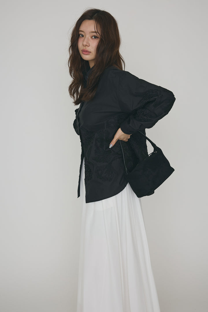 [予約/SET]フラワー刺繍モチーフオーバーシャツ+ギャザーフレア綿タッチスカート(2set)