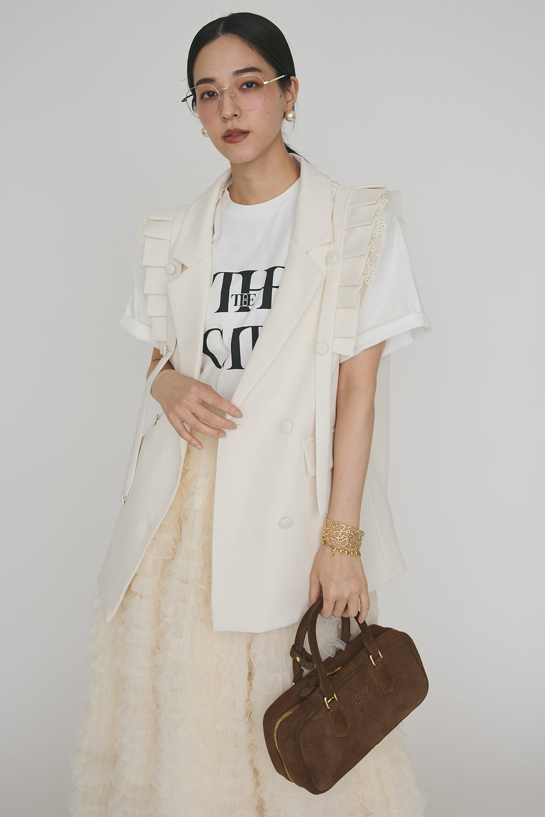 [予約/SET]ThecityロゴTシャツ+フリルショルダーテーラーマニッシュベスト+ホイップチュールティアードスカート(3set)