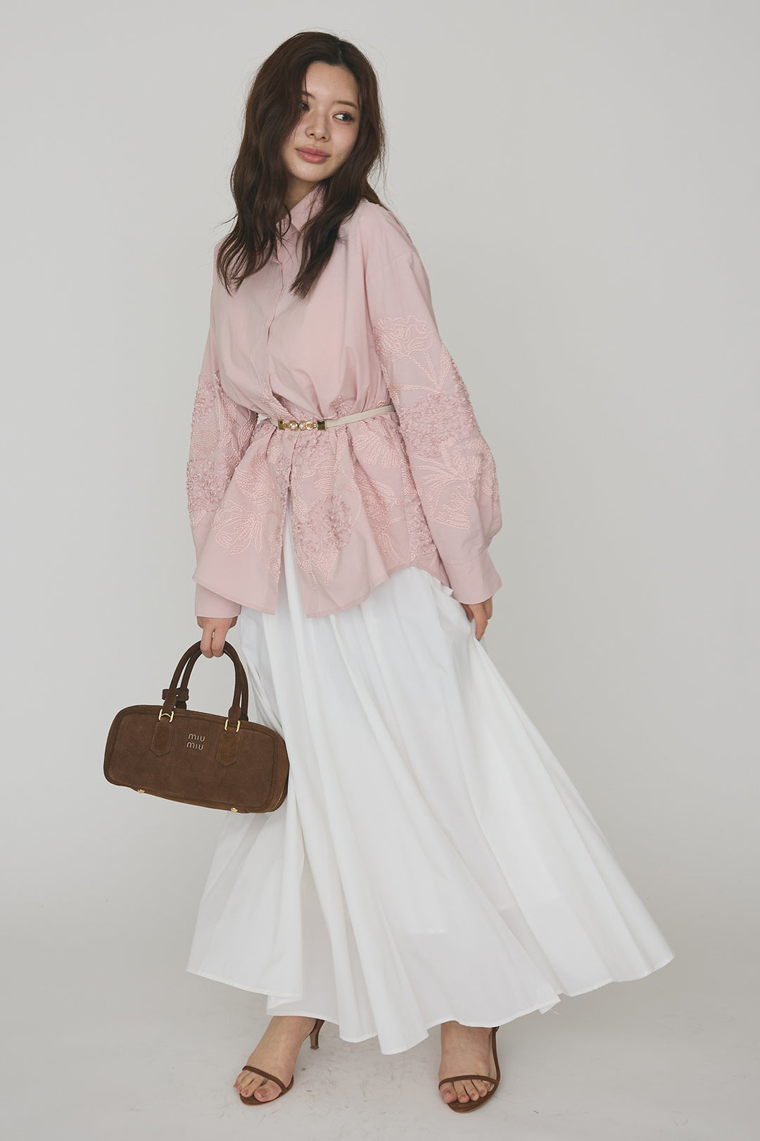 [予約/SET]フラワー刺繍モチーフオーバーシャツ+ギャザーフレア綿タッチスカート(2set)