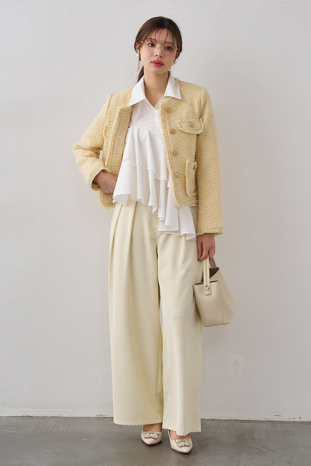 [予約/SET]アシメフリルティアードシャツ+フリンジツイードゴールドボタンジャケット+エステルツイルタックワイドカラーパンツ(3set)