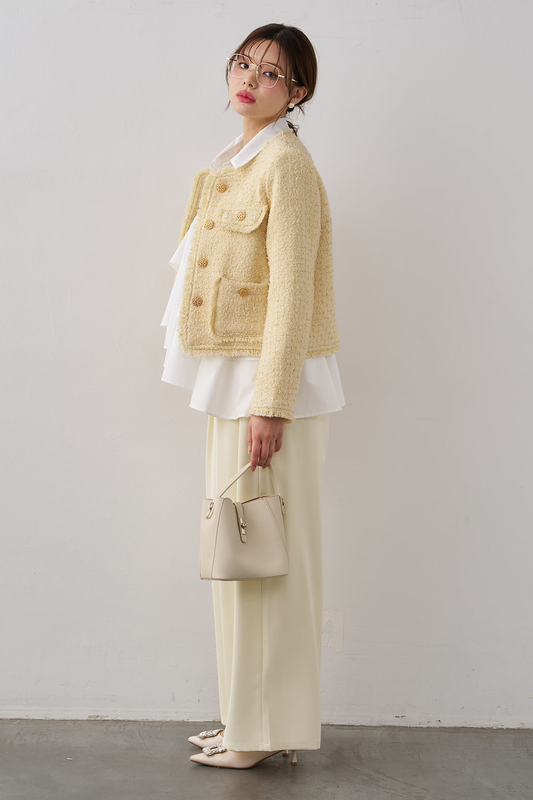 [予約/SET]アシメフリルティアードシャツ+フリンジツイードゴールドボタンジャケット+エステルツイルタックワイドカラーパンツ(3set)