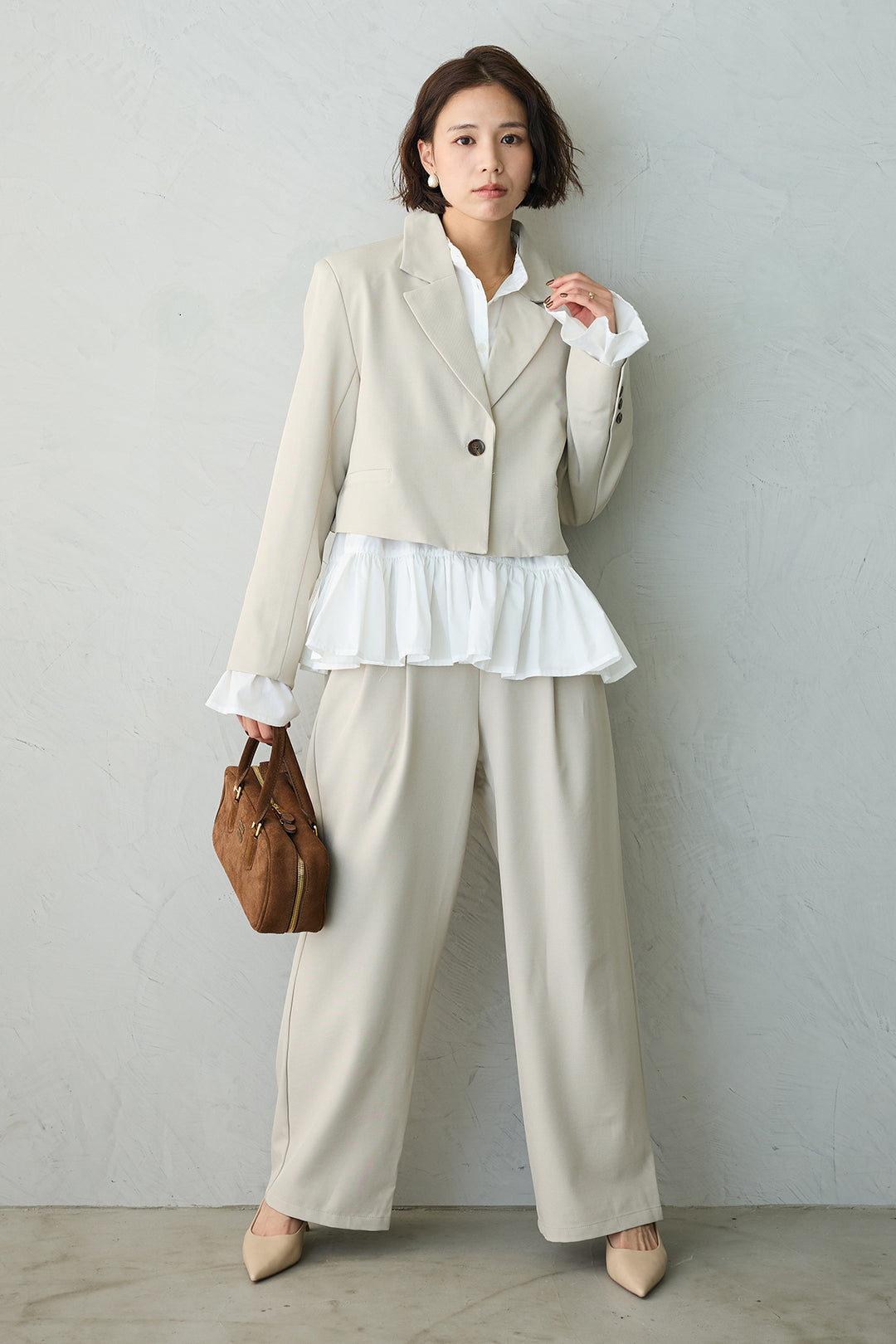[予約/SET]フリルヘムスリーブブラウス+クロップドマニッシュシンプルジャケット+ツイルシンプルストレートパンツ(3set)