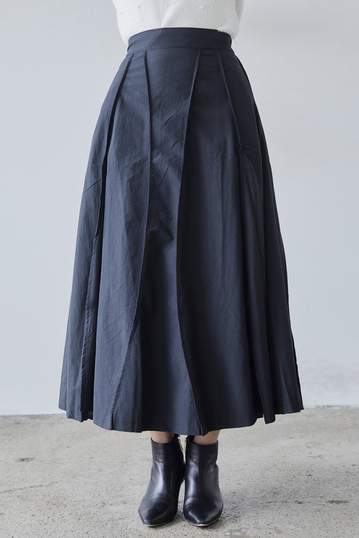 [予約]デザインパイピングフレアナイロンスカート