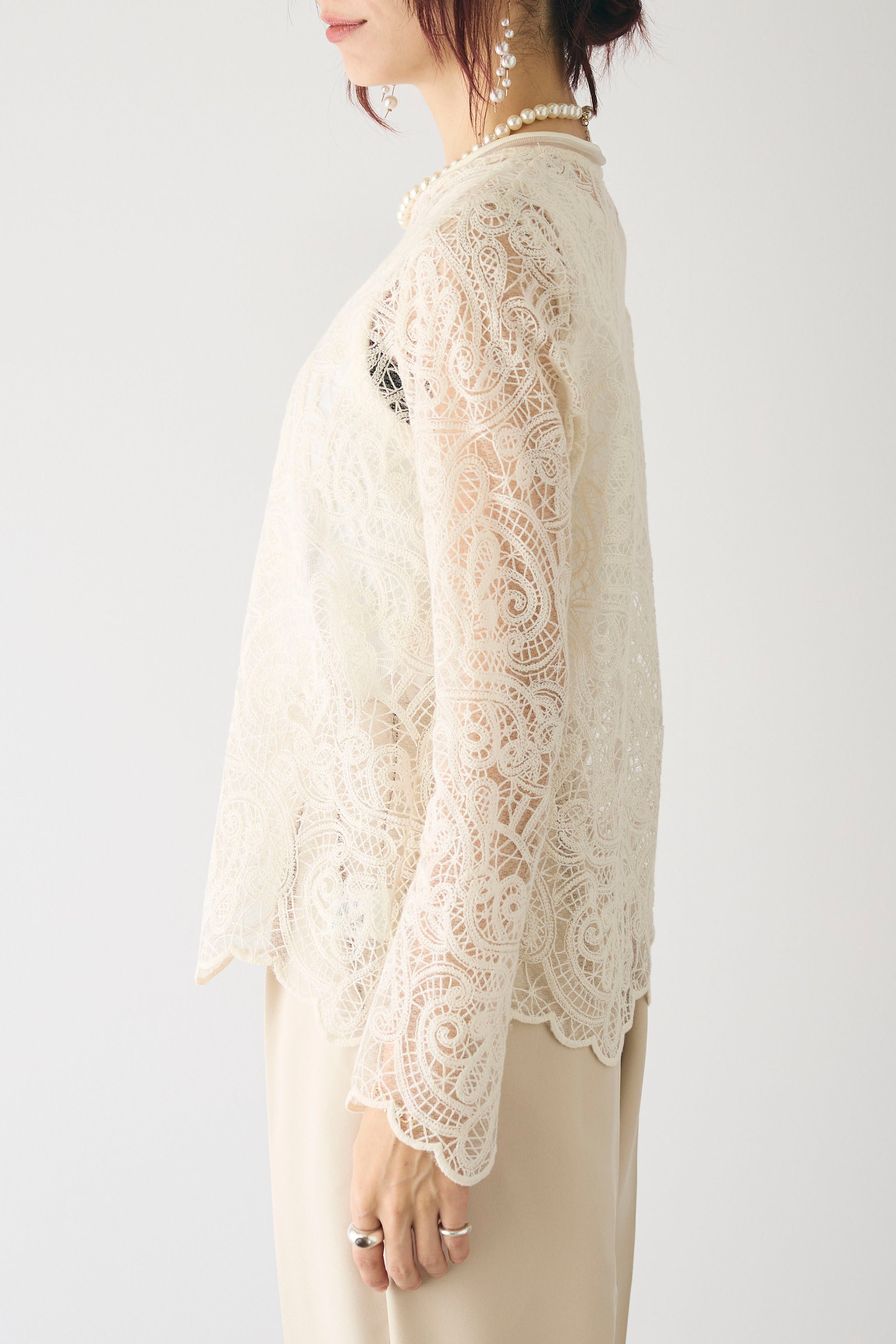 2024/メゾンスペシャル/ブラ付き2WAYレーストップス/ペイズリー/レース MAISON SPECIAL（メゾンスペシャル）の「With Bra 2way Lace