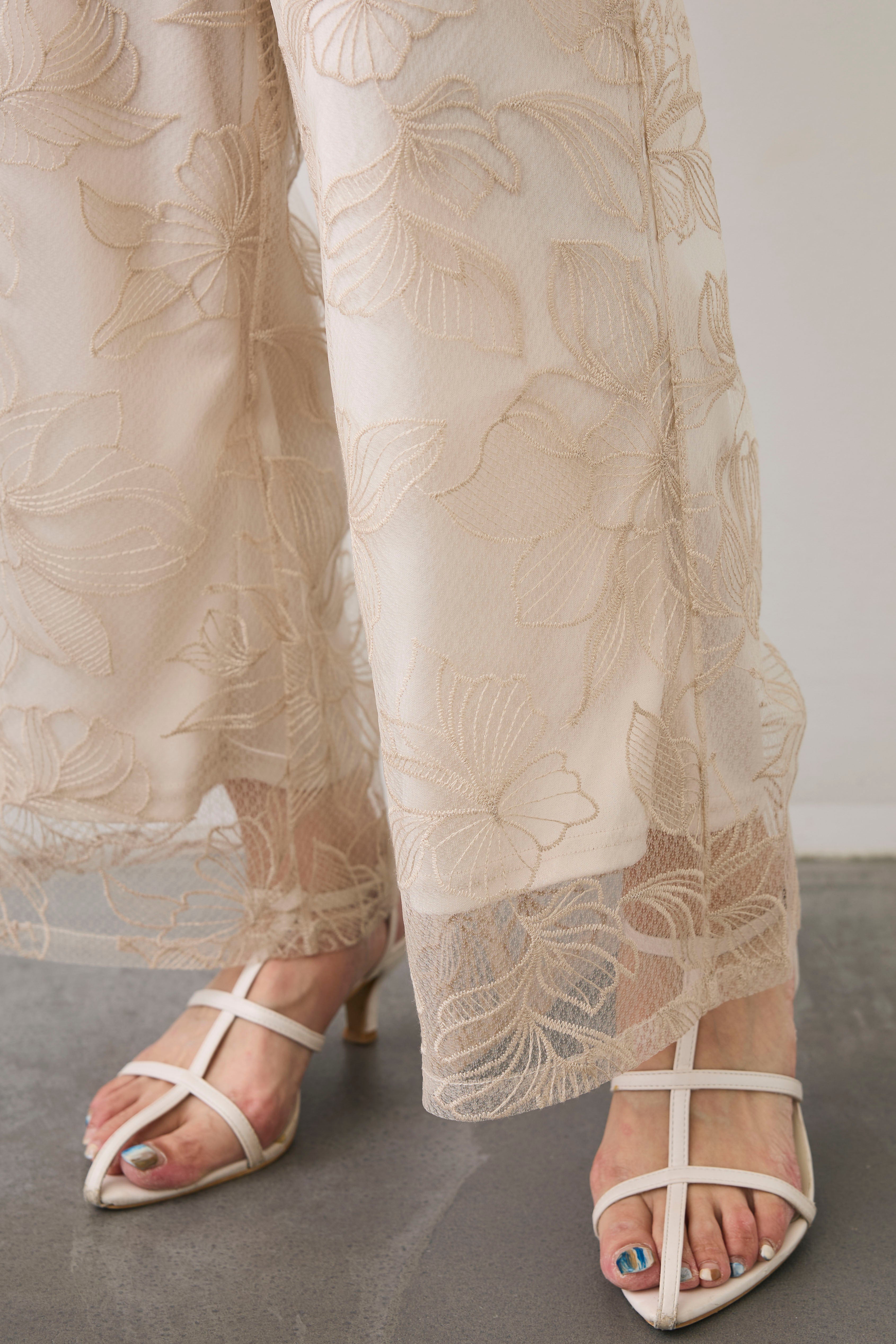 予約]チュールフラワー刺繍ストレートパンツ – Frene