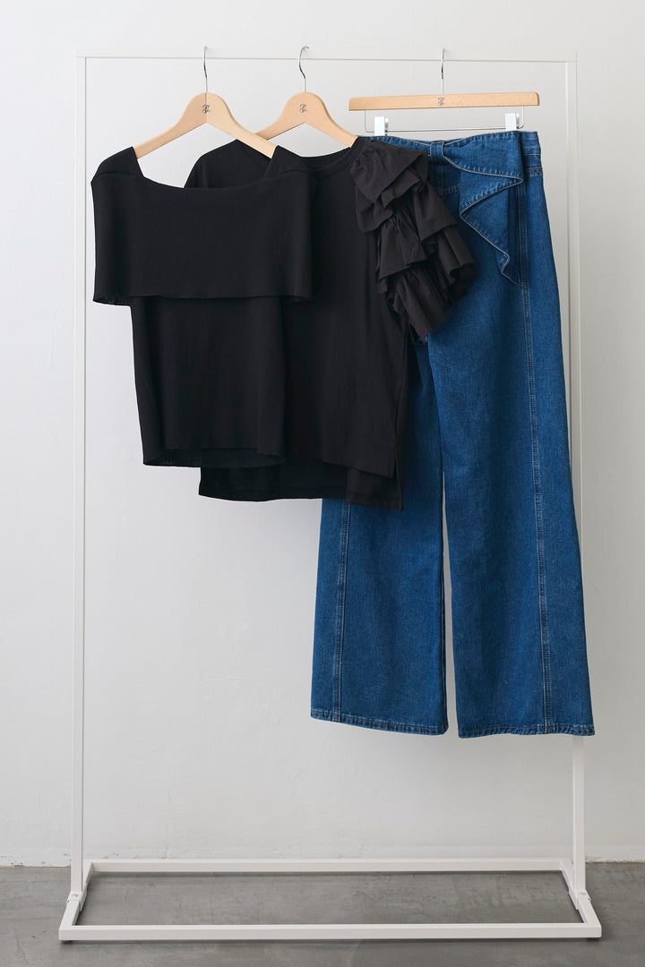 [予約/SET]ショルダーリブオフショルニット+アシメフリルティアードデザインTシャツ+バックリボンデザインデニムパンツ(3set)