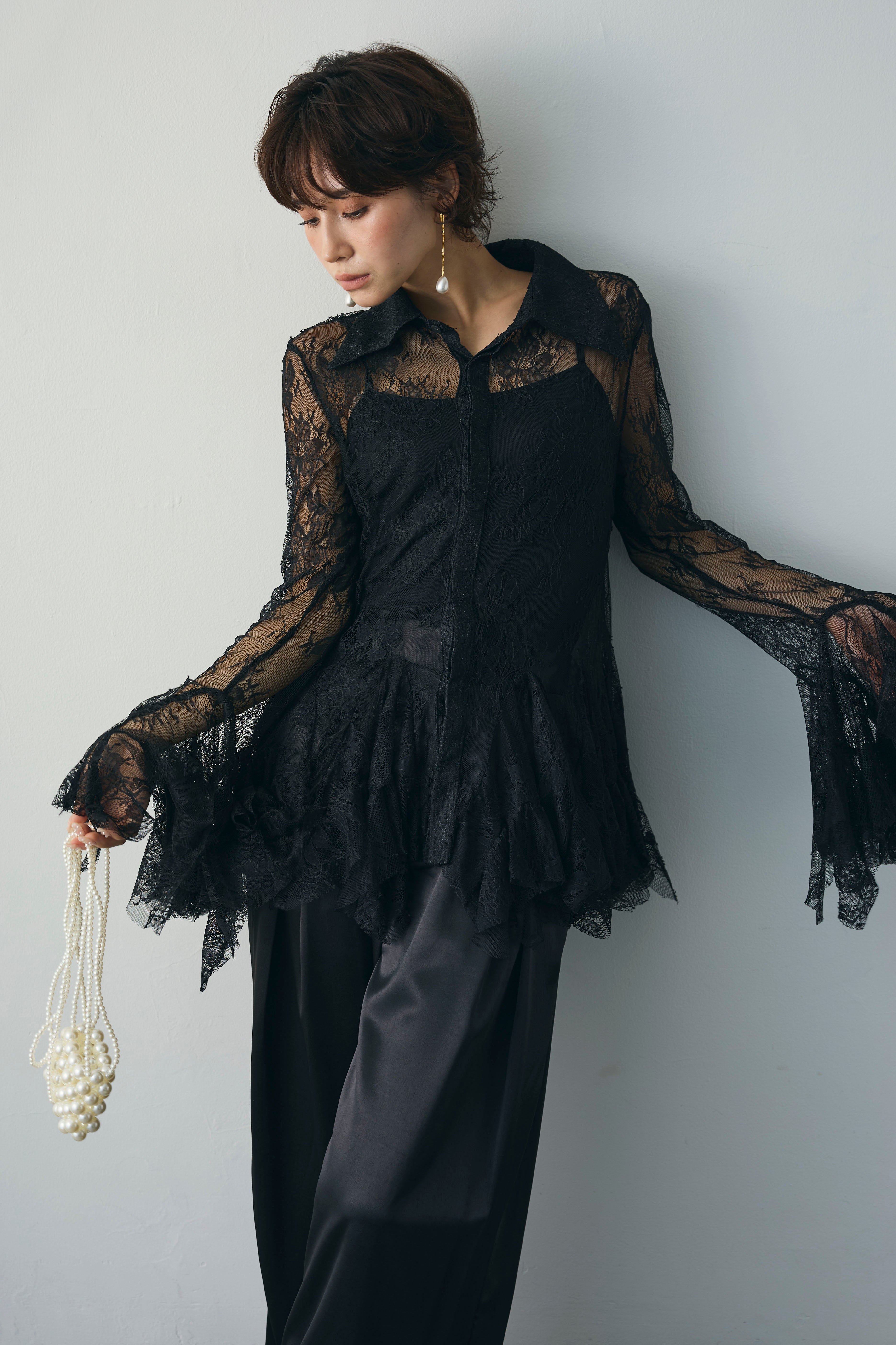 予約]ロマンティックフレアレースブラウス – Frene