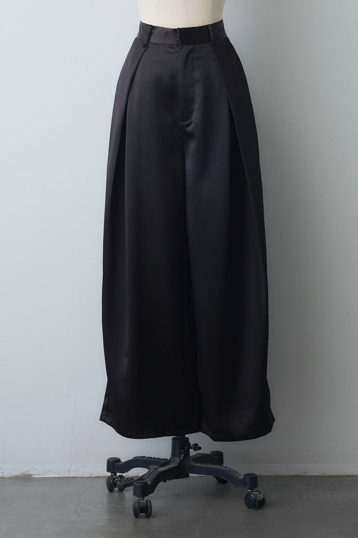 [予約]ハイウエストタックサテンワイドパンツ