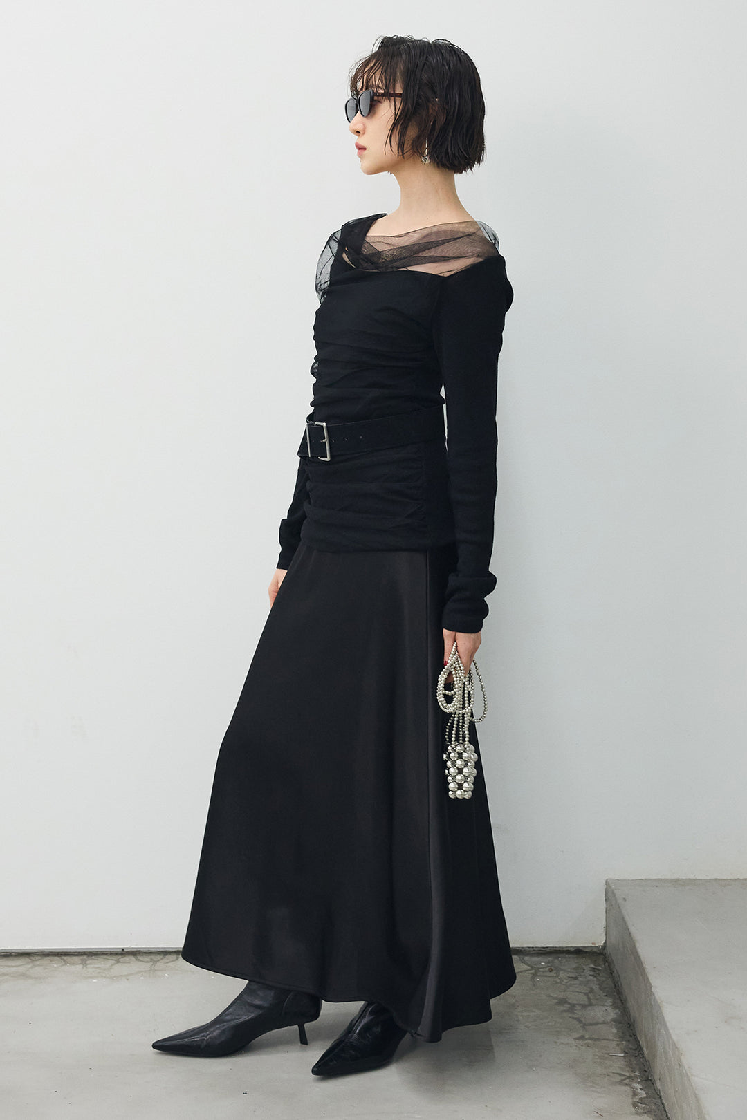 [予約]シャイニーサテン美ラインセミフレアスカート