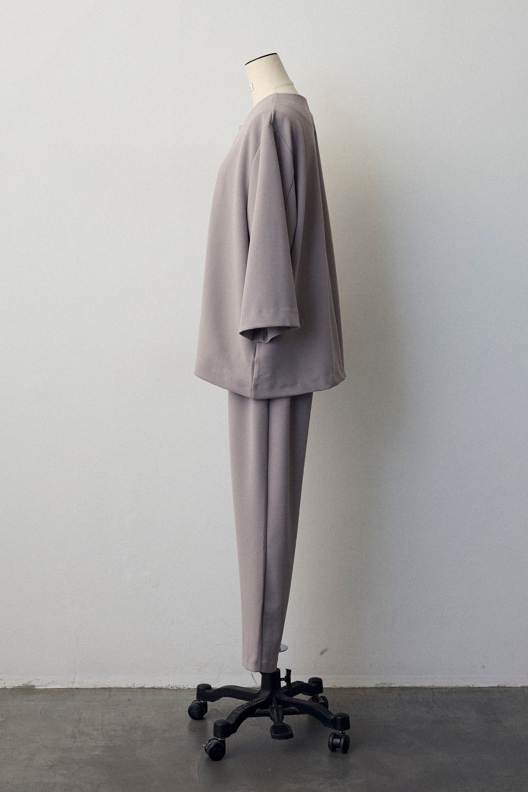 [予約]ノーカラージョーゼットセットアップ