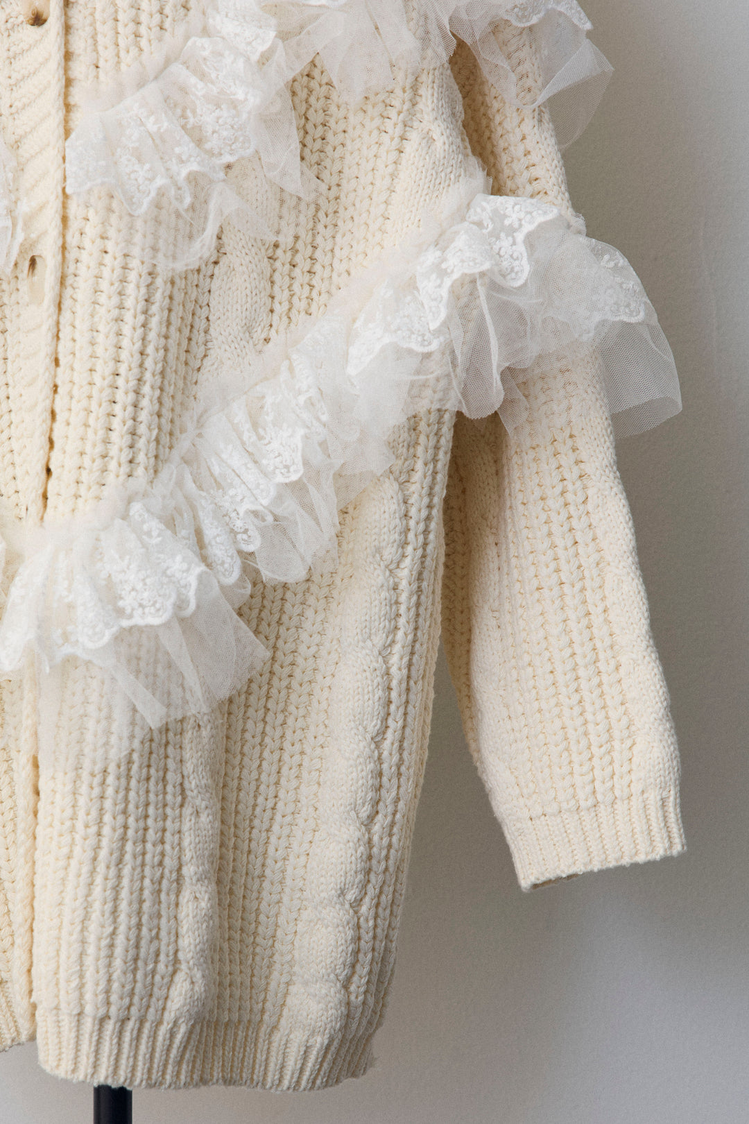 [予約]ラッフルレースドッキングニットBIGカーデ