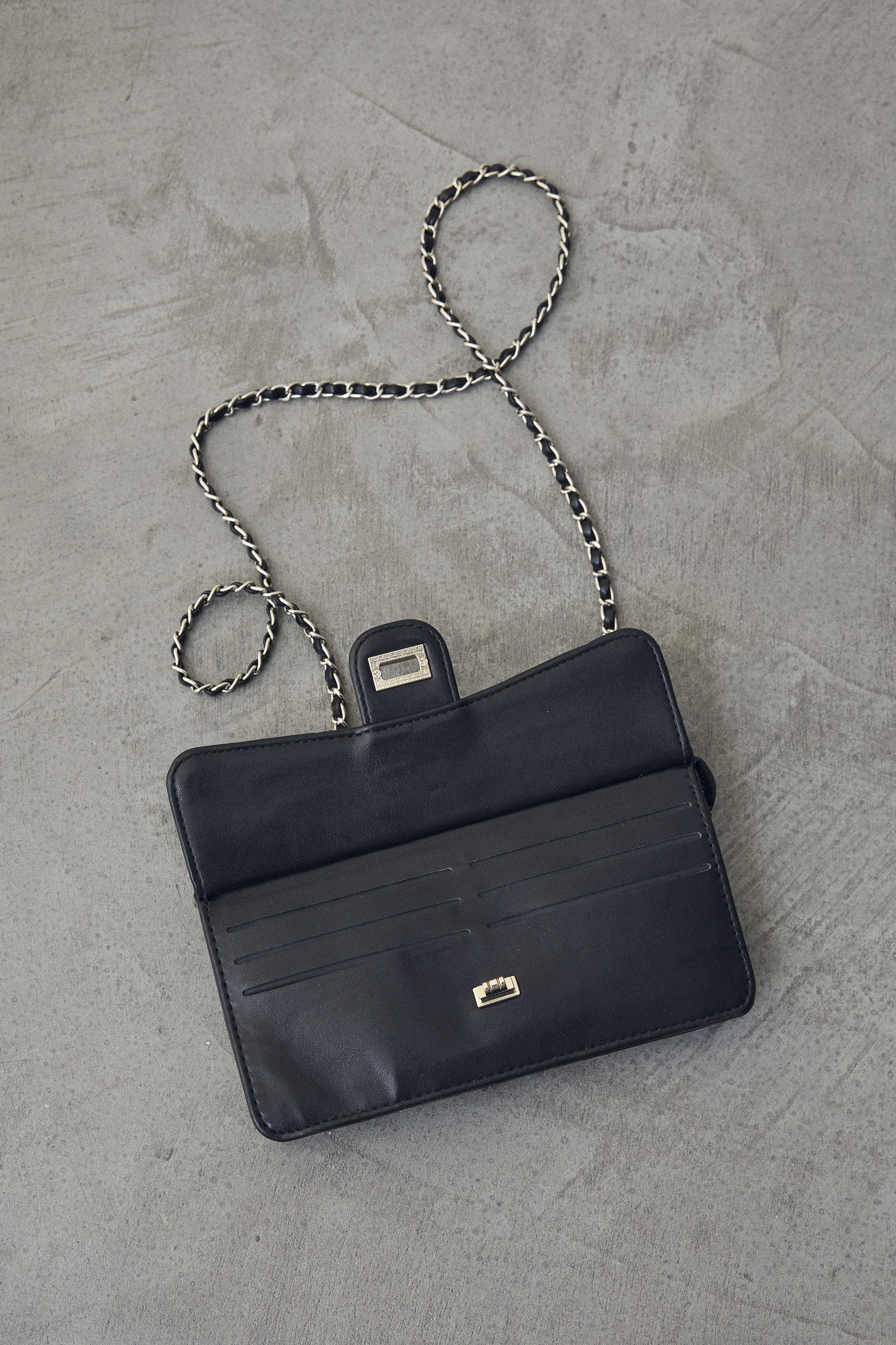 予約]ウォレットキルティングチェーンBAG – Frene