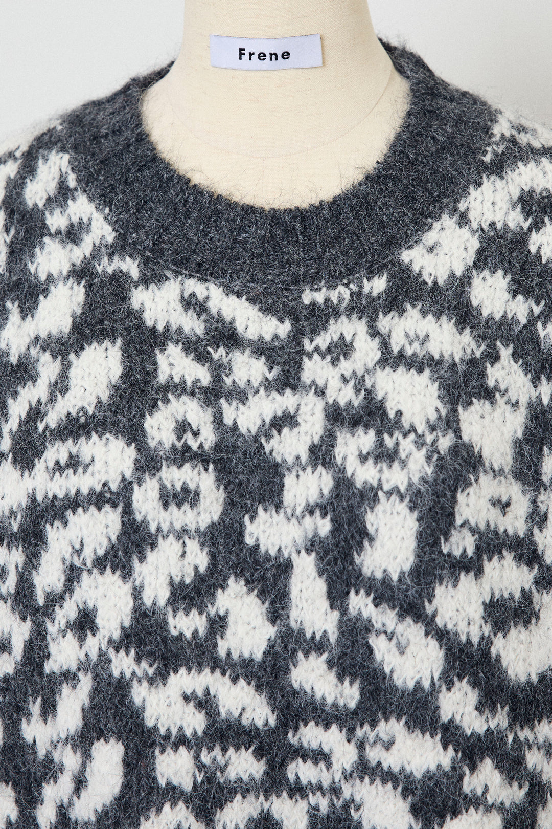 [予約]レオパードクルーネックニットプルオーバー