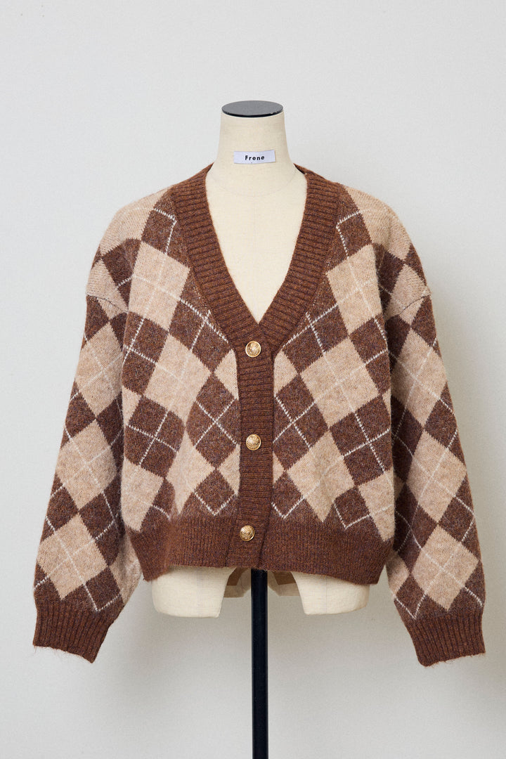 [予約]アーガイル柄ゴールドボタンニットカーデ